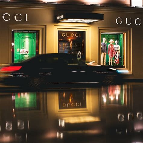 tienda gucci original colombia|Gucci fundador.